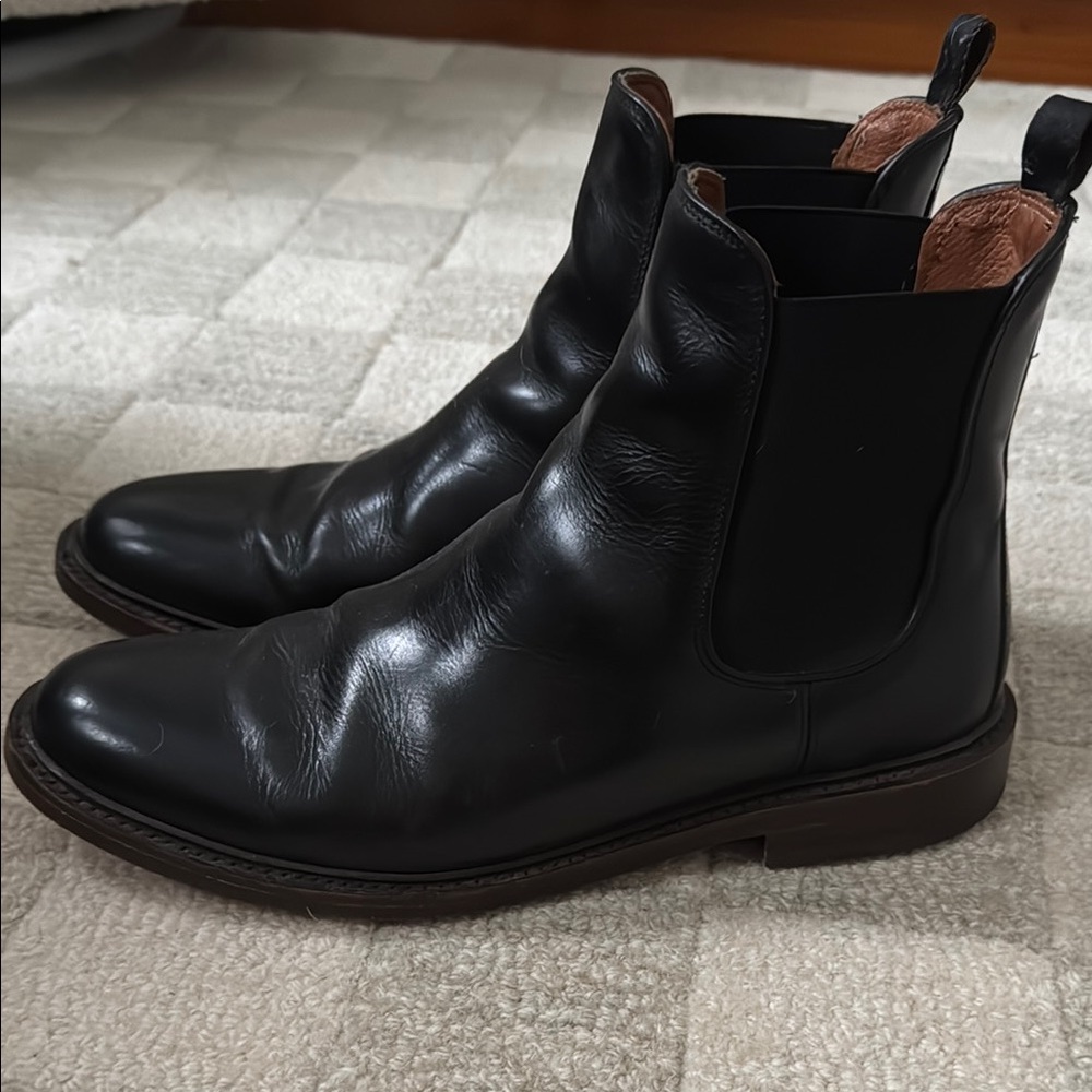 Frye Men's Black Leather Chelsea Boots